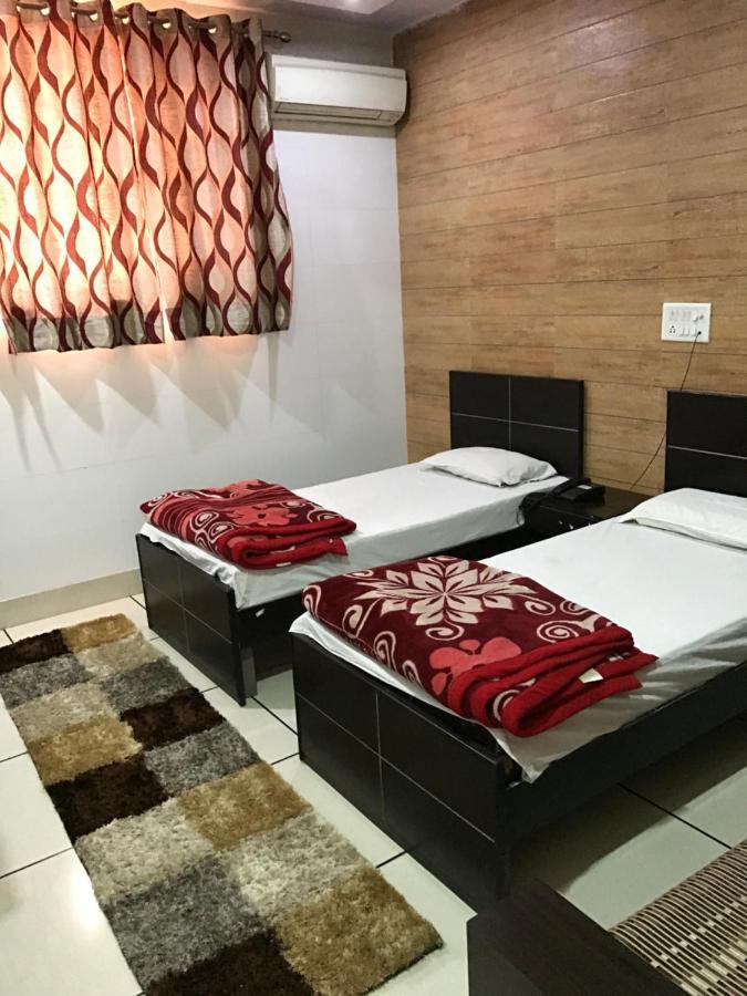 Hotel Natraj Bulandshahr Exterior photo